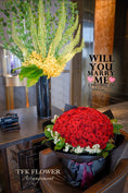 Load image into Gallery viewer, TFK PREMIUM ROSES bouquet - TFK Flower